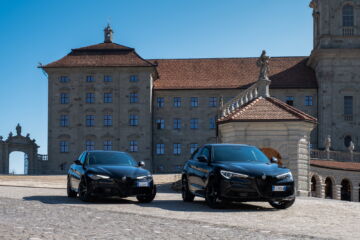 alfa-romeo-giulia-stelvio-estrema-2022_01 alfa-romeo-giulia-stelvio-estrema-2022_01