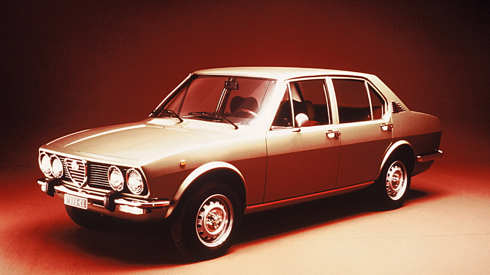 alfa-romeo-alfetta_06