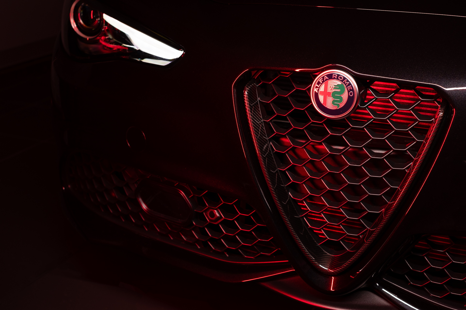 alfa-romeo-giulia-stelvio-estrema_11 alfa-romeo-giulia-stelvio-estrema_11