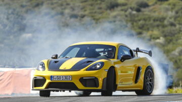 porsche-718-cayman-gt4-rs-2022-04_04 porsche-718-cayman-gt4-rs-2022-04_04