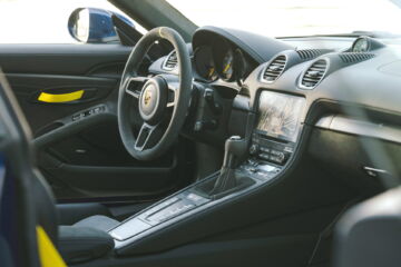 porsche-718-cayman-gt4-rs-2022_16 porsche-718-cayman-gt4-rs-2022_16