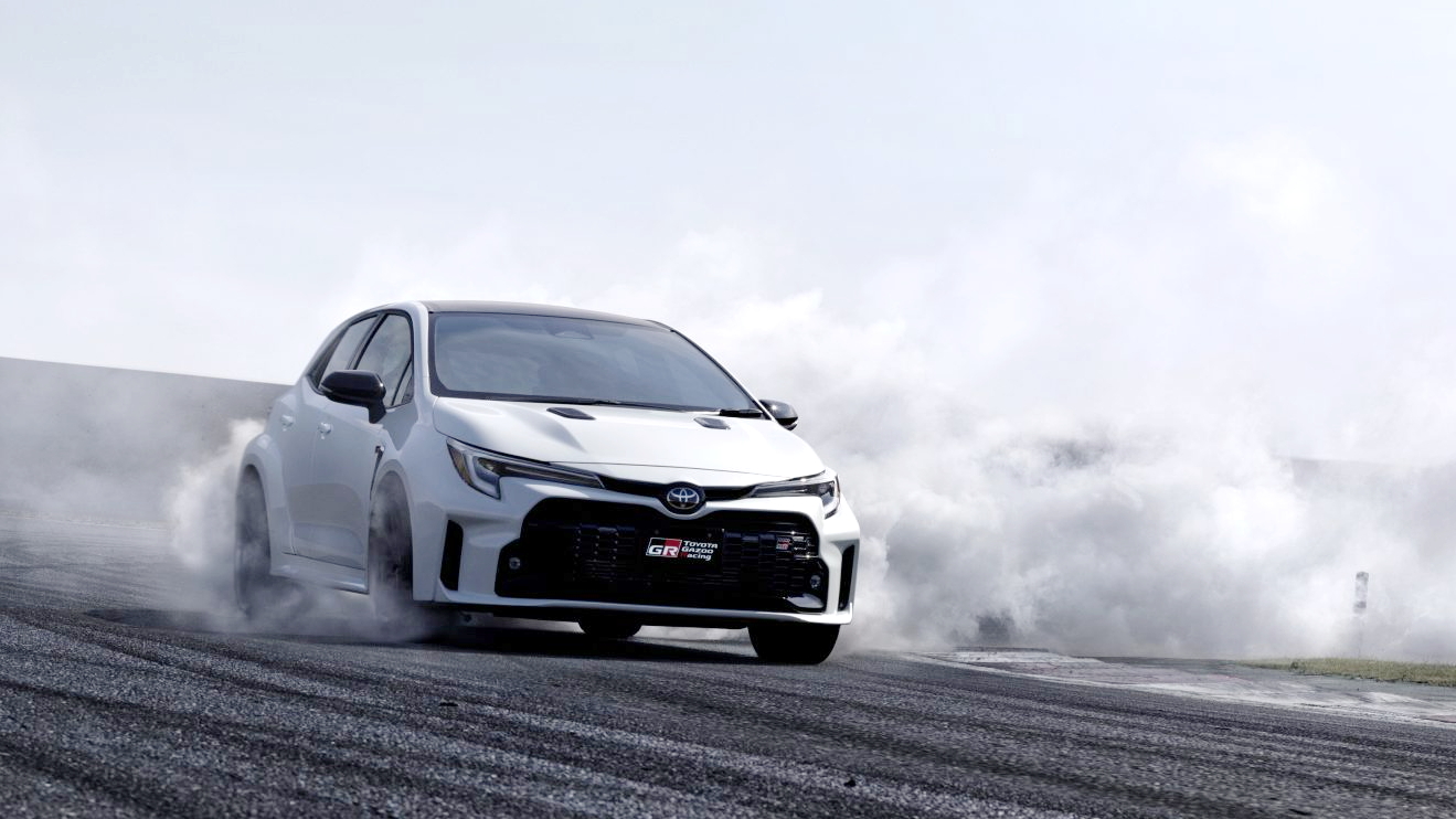 toyota-gr-corolla-2022-04