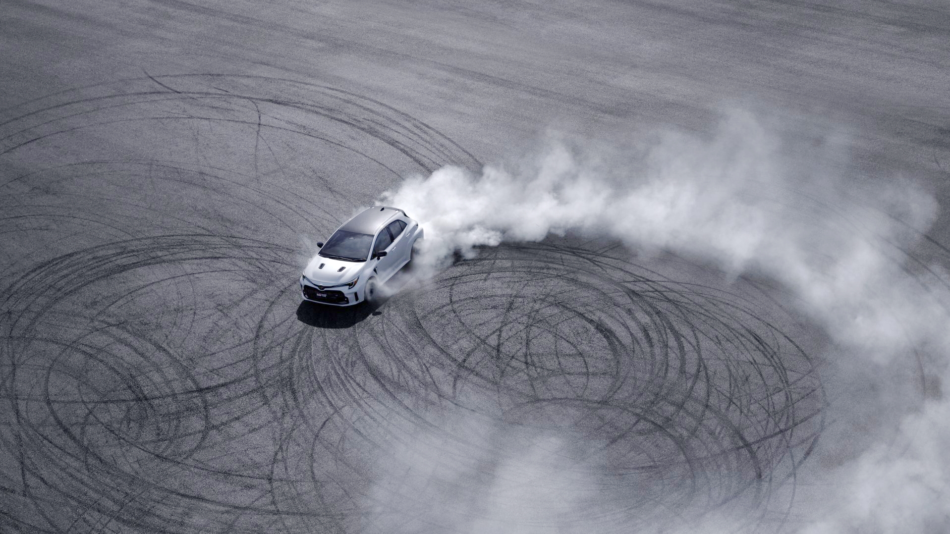 toyota-gr-corolla-2022-04_04