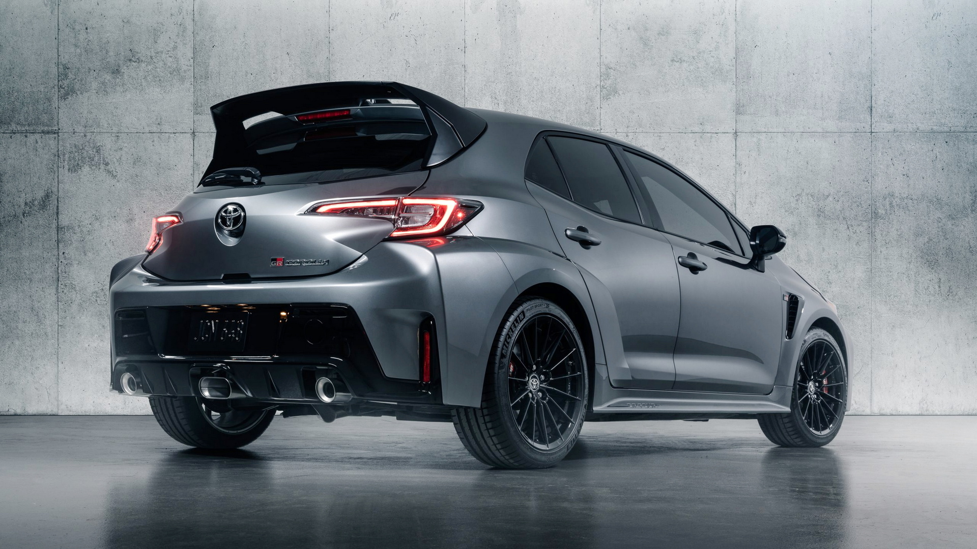 toyota-gr-corolla-2022-04_11