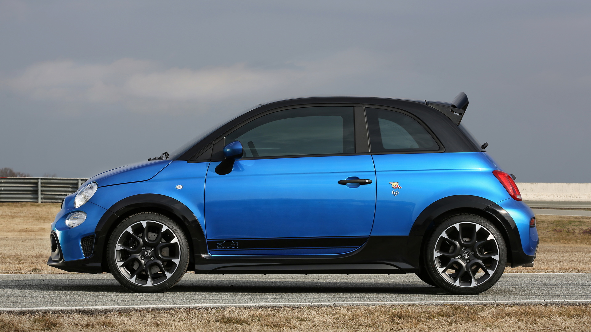 Abarth-695-Tributo-131-rally_08 Abarth-695-Tributo-131-rally_08