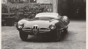 Disco-Volante-cortile-carrozzeria-Touring Disco-Volante-cortile-carrozzeria-Touring