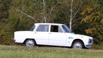 alfa-romeo-giulia-60-anni_01 alfa-romeo-giulia-60-anni_01