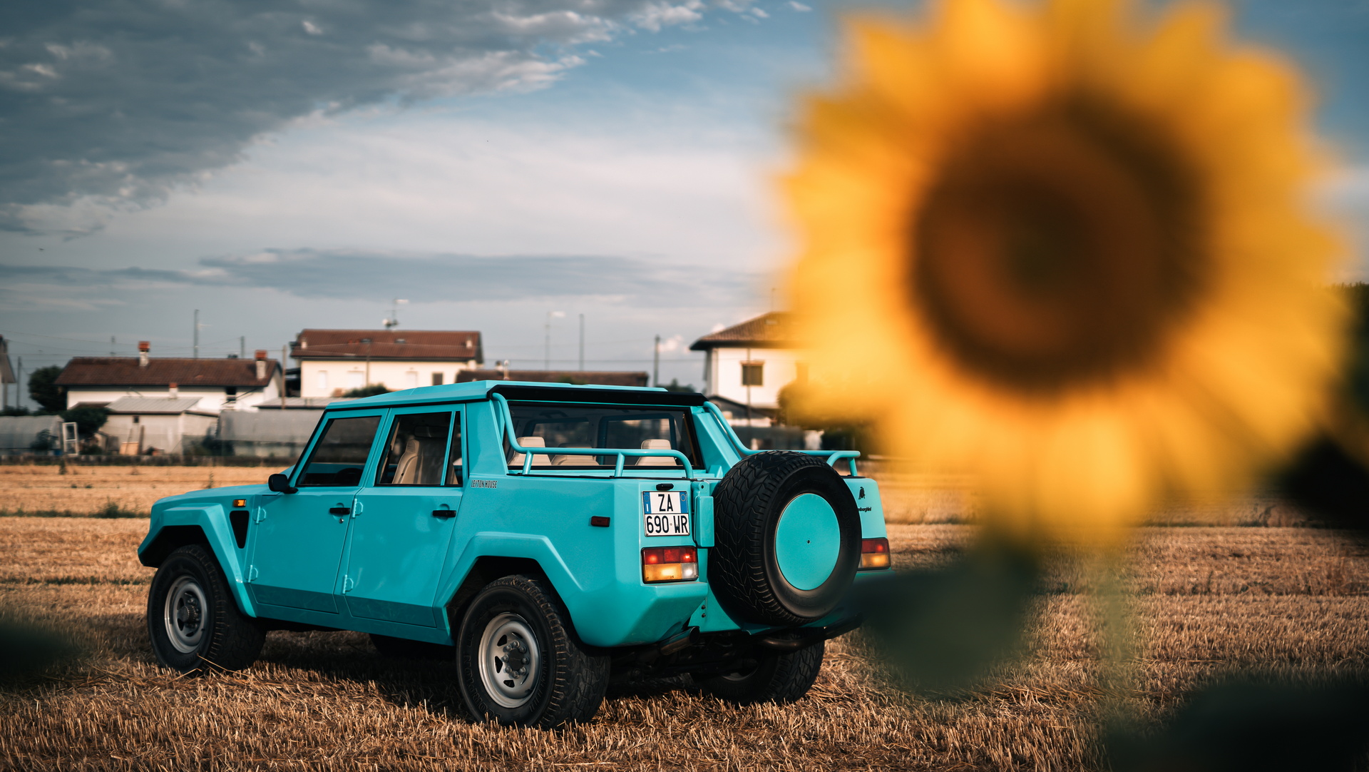 lamborghini-lm-002_06 lamborghini-lm-002_06