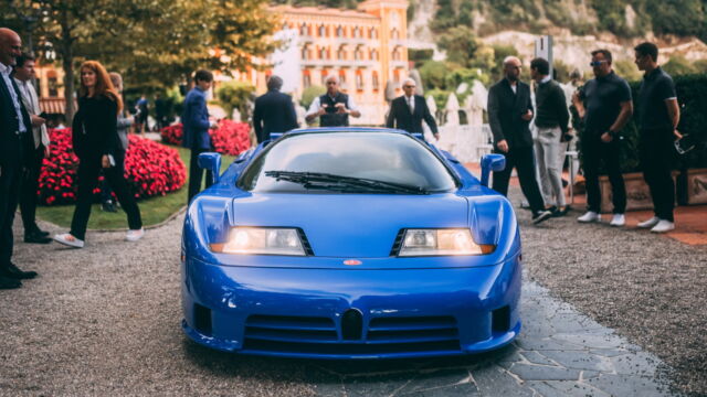 Listino Bugatti Chiron - prezzo - scheda tecnica - velocità - Veloce