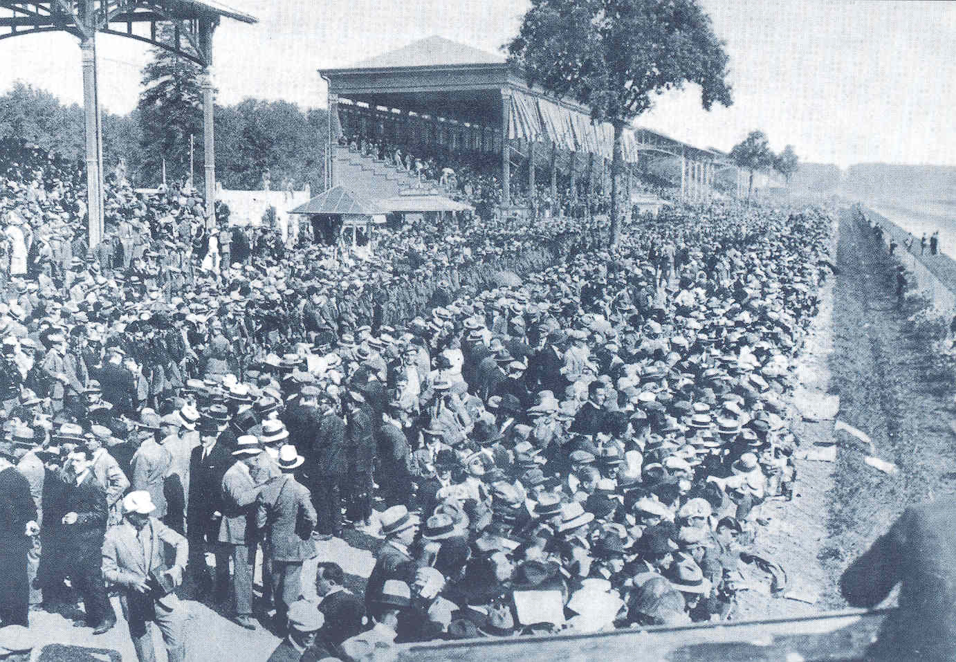 autodromo-monza-storia-100-anni_04