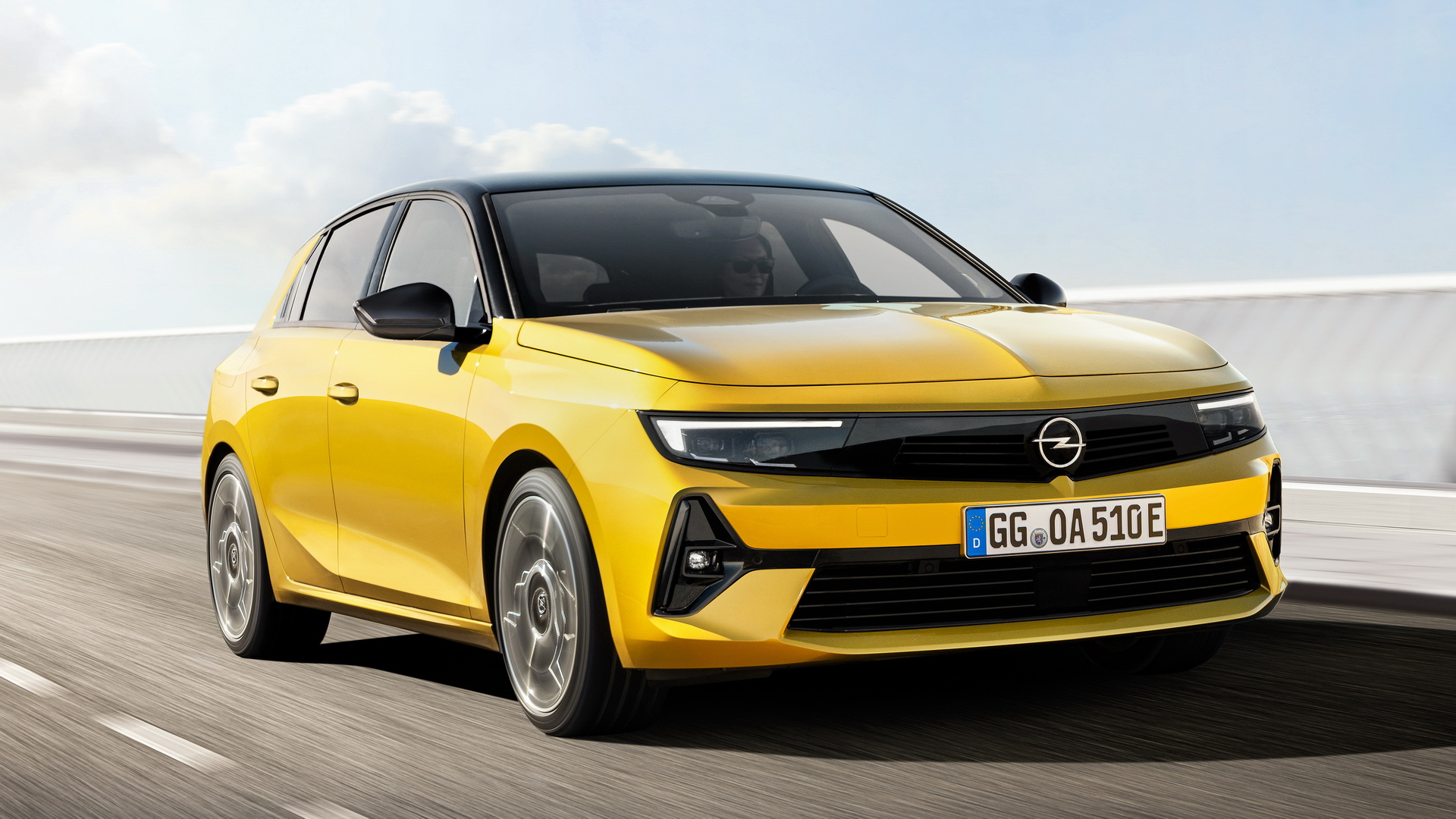 Opel Astra. Opel Astra.