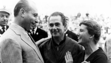 Maria Teresa de Filippis con Juan Manuel Fangio e Jean Behra al GP di Monaco del 1959 Maria Teresa de Filippis con Juan Manuel Fangio e Jean Behra al GP di Monaco del 1959