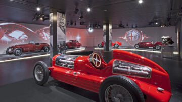 Museo Alfa Romeo di notte