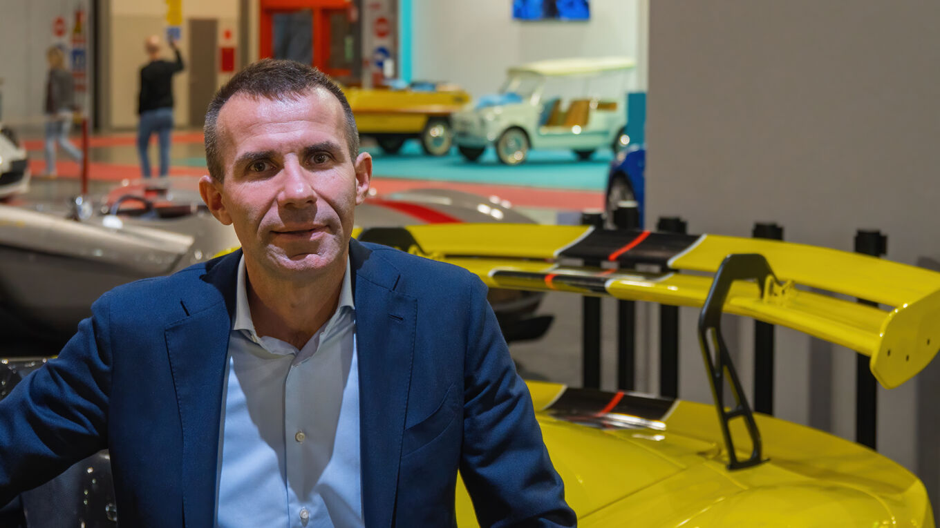 “La 777 è proprio l’auto come dico io” “La 777 è proprio l’auto come dico io”