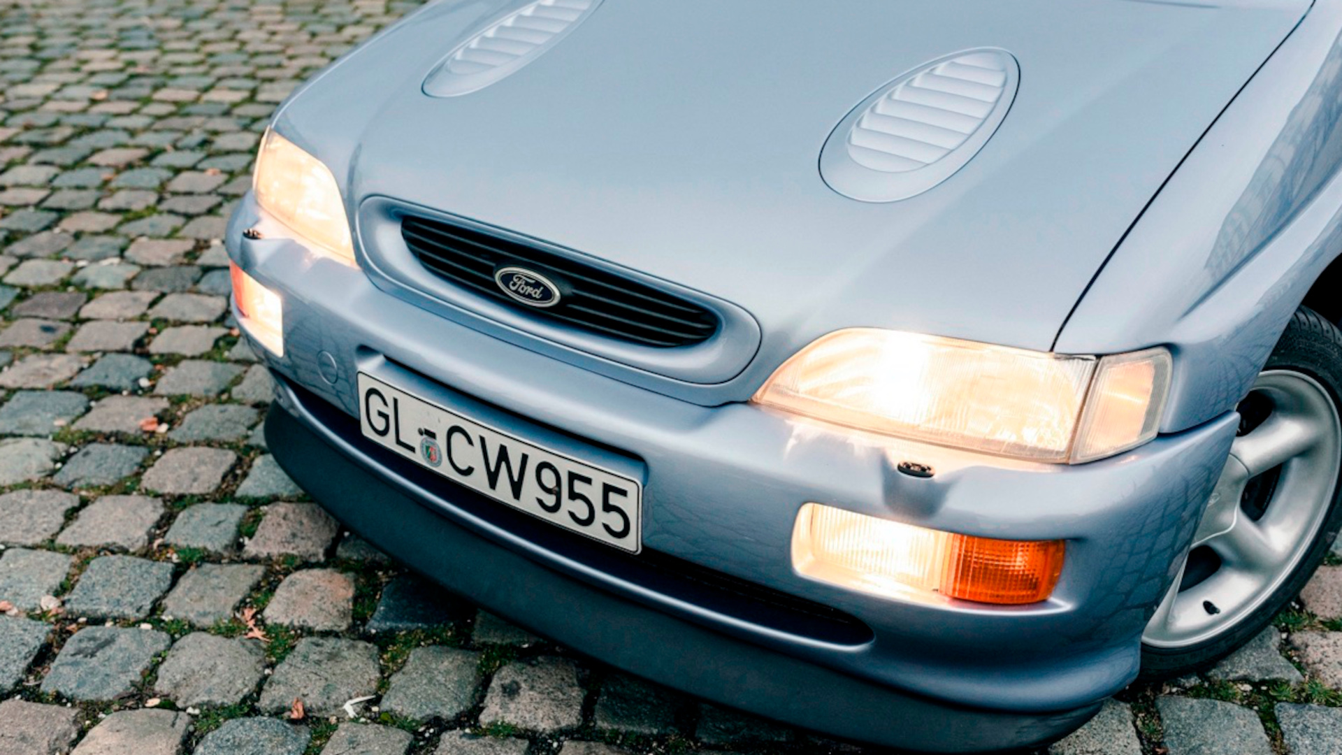 Ultima Ford Escort RS Cosworth 3