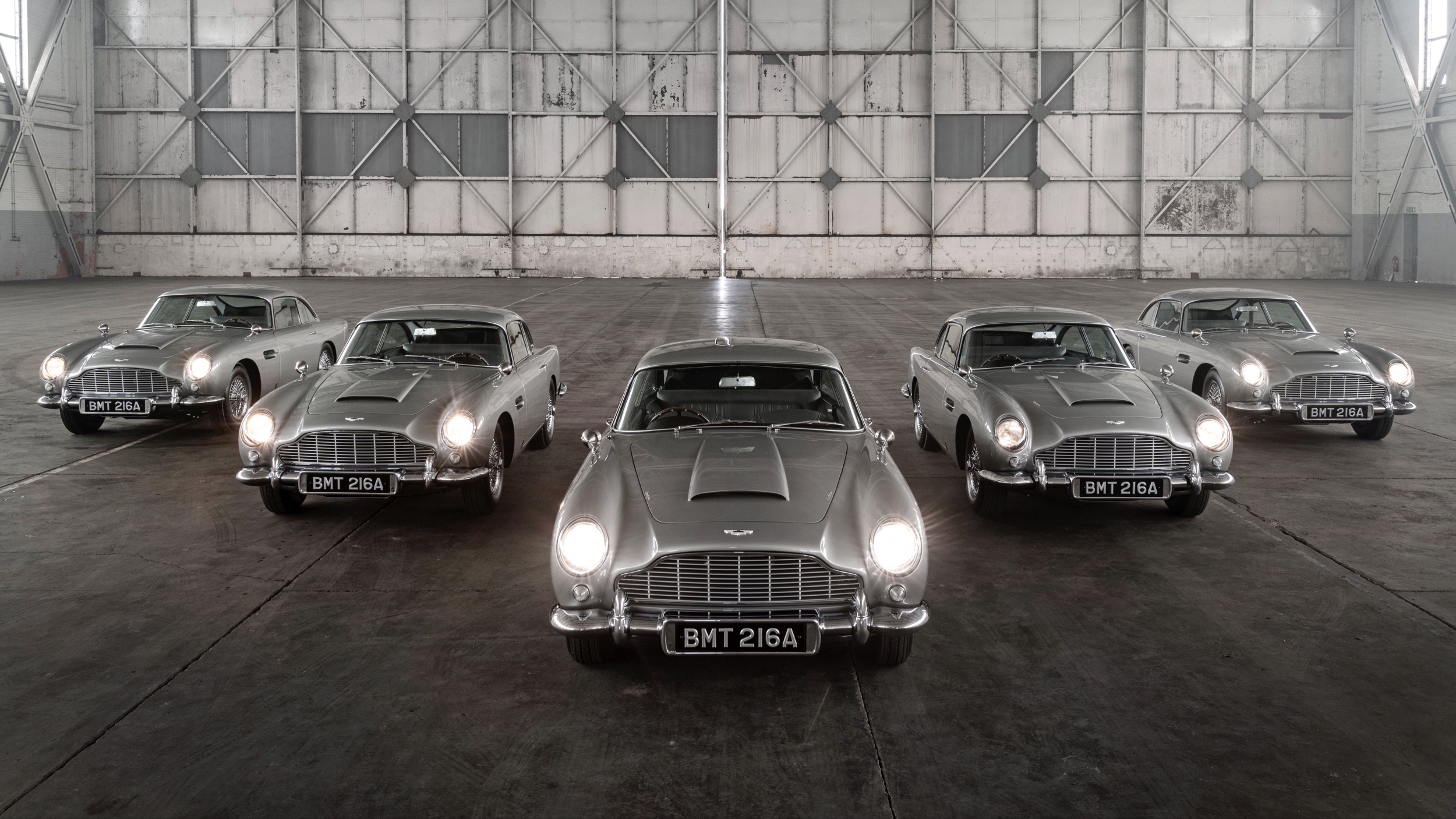 Aston Martin DB5 Goldfinger Continuation02