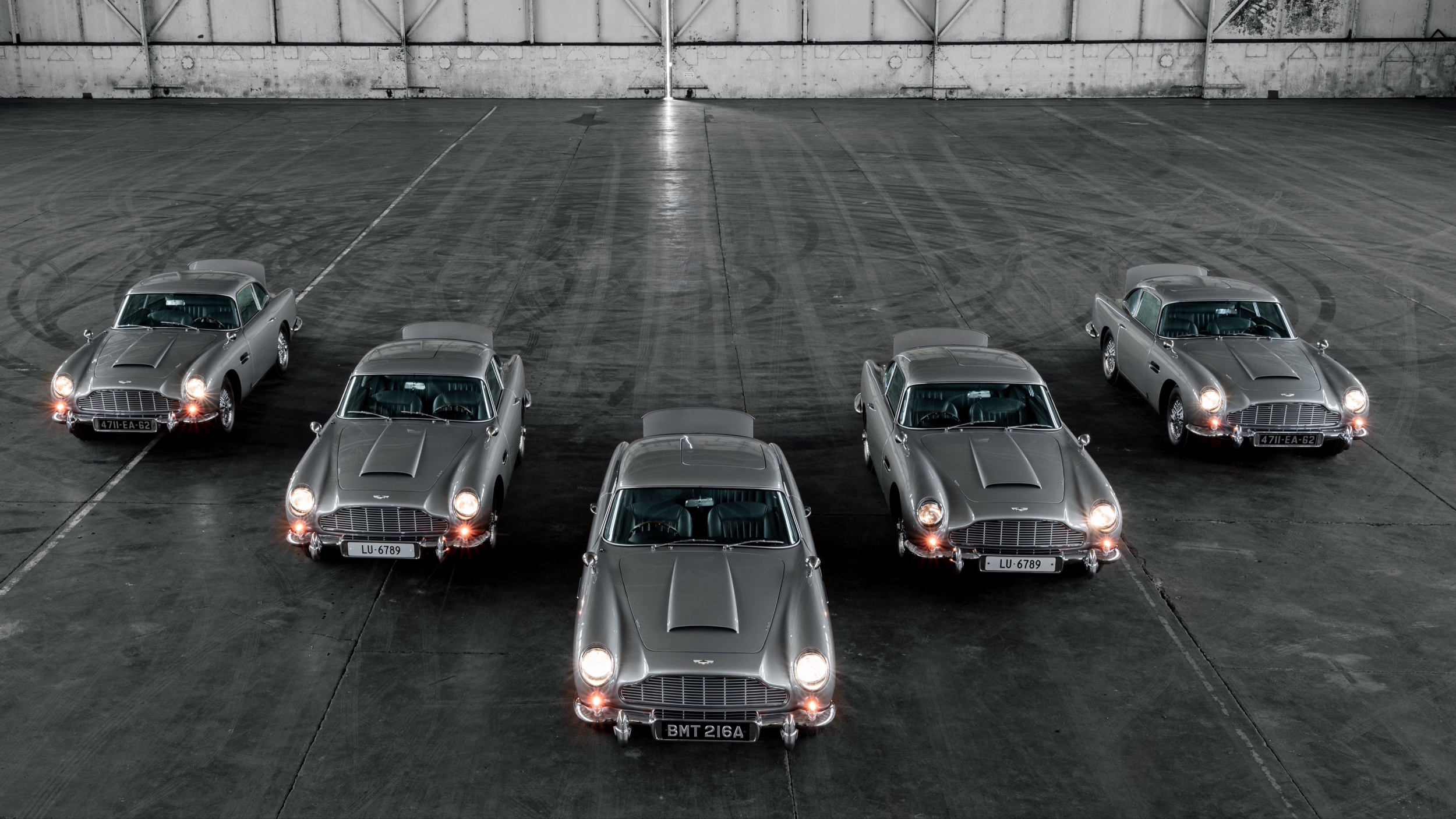 Aston Martin DB5 Goldfinger Continuation07