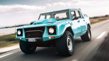 Lamborghini LM002