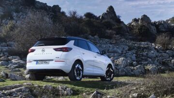 Opel-Grandland-Astra-GSe-testdrive-10 Opel-Grandland-Astra-GSe-testdrive-10