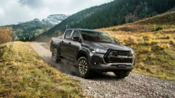 Toypta Hilux GR Sport 02