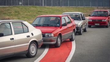 Alfa-Romeo-33-ingresso-pista Alfa-Romeo-33-ingresso-pista