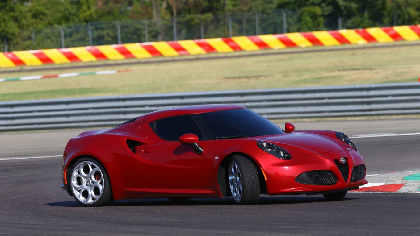 Dieci anni fa anni nasceva l’Alfa 4C Dieci anni fa anni nasceva l’Alfa 4C