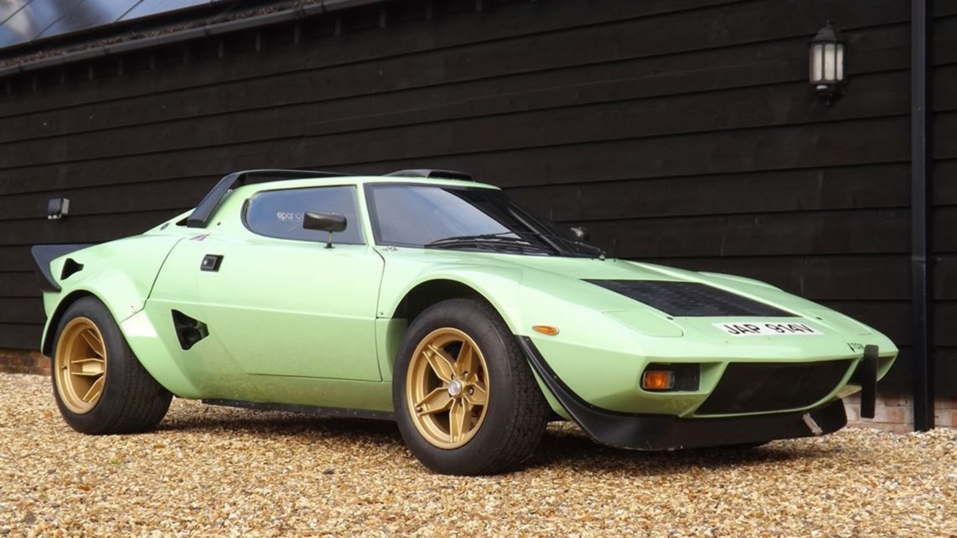 Lancia Stratos replica Hawk Cars