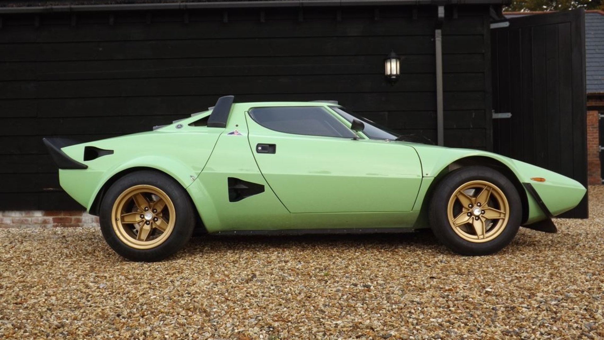 Lancia Stratos replica Hawk Cars