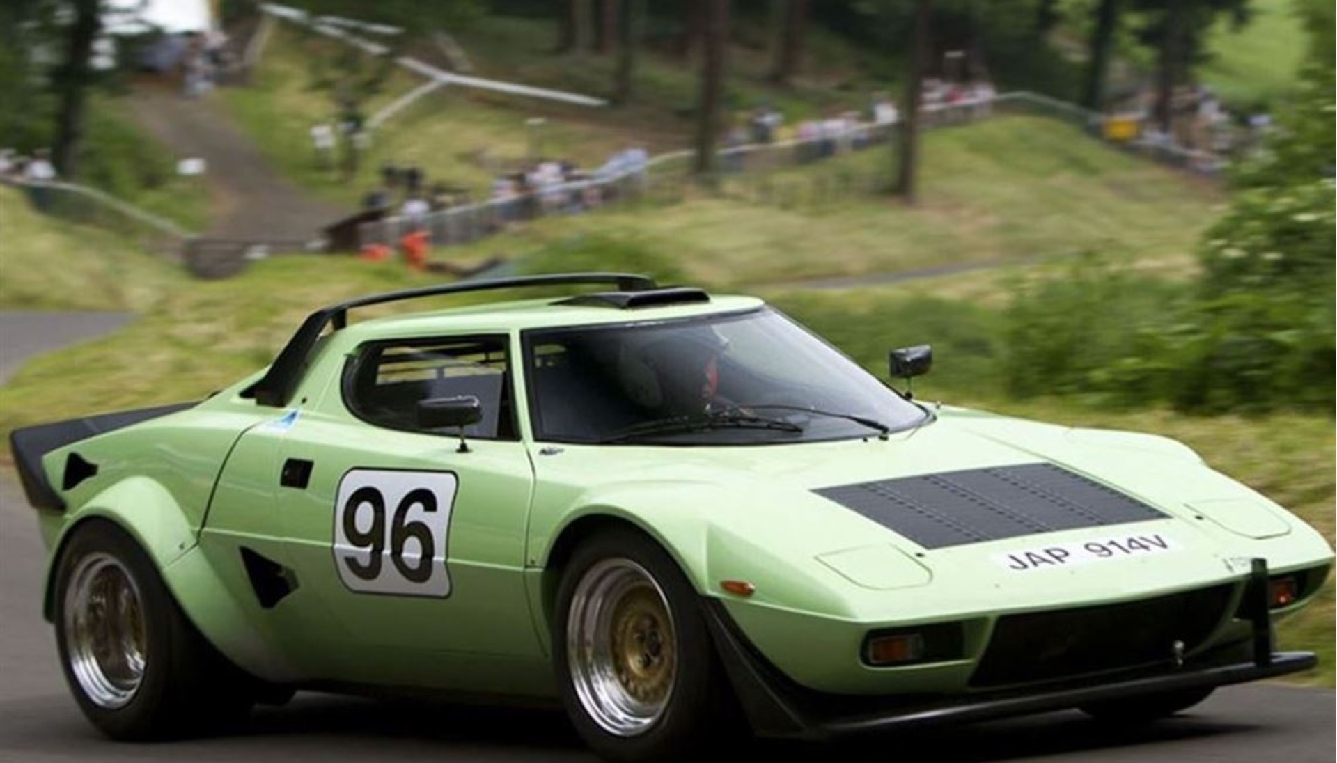 Lancia Stratos replica Hawk Cars