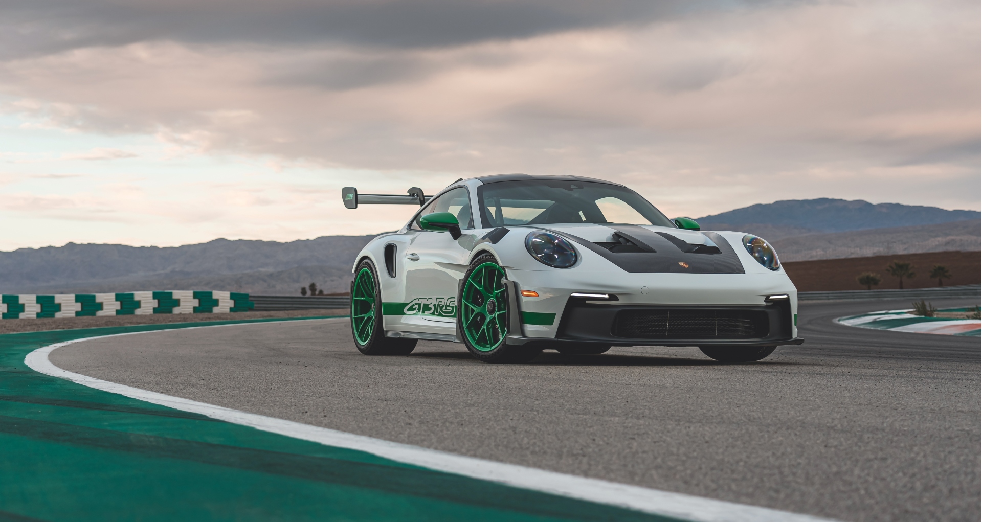 Porsche 911 GT3 RS Tribute to Carrera RS