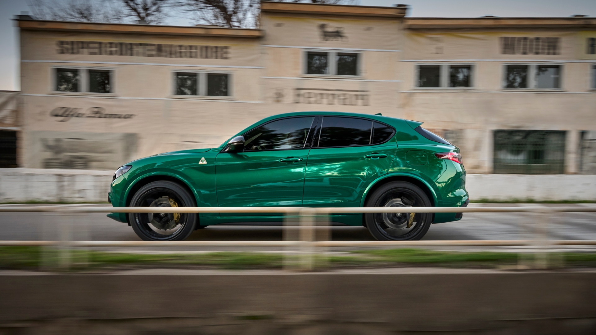 Alfa Romeo Stelvio Quadrifoglio 100° Anniversario