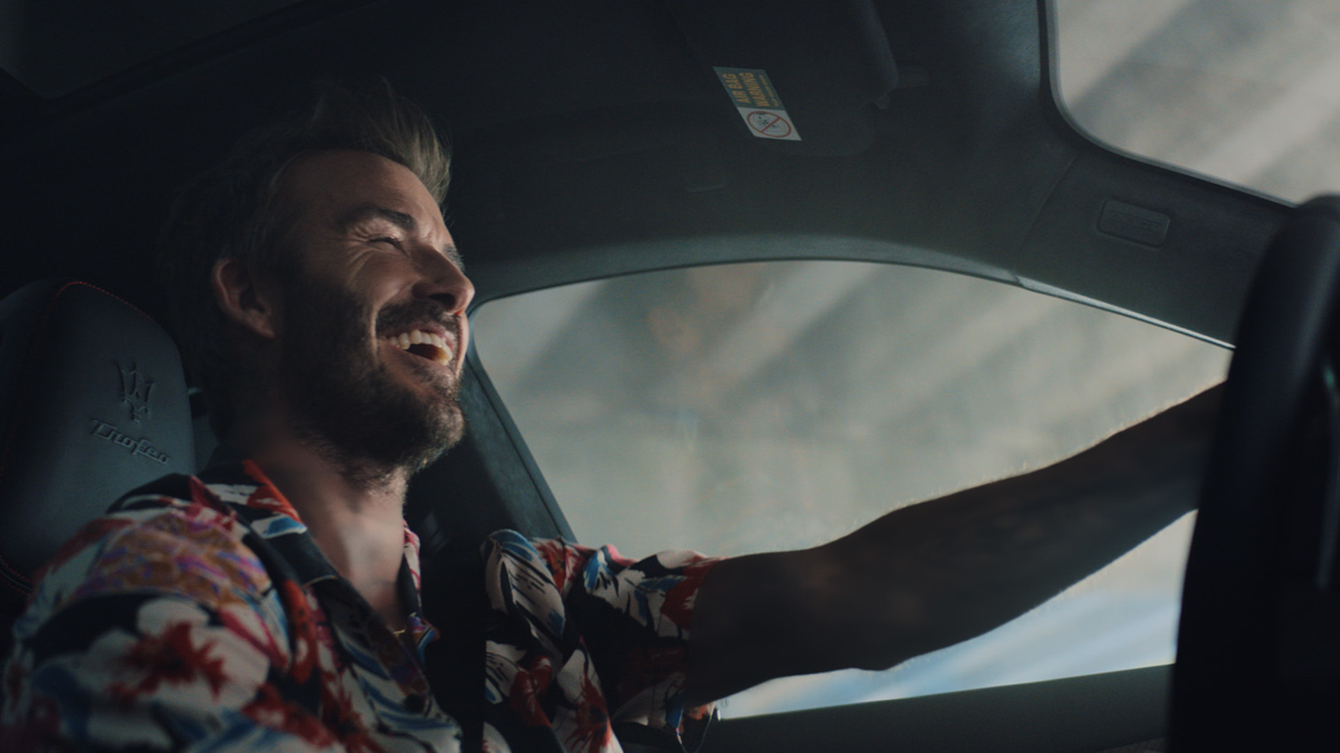 David Beckham si sdoppia con la Maserati GranTurismo