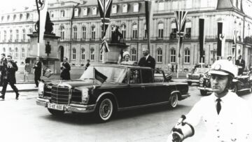 Mercedes 600 (W100)
