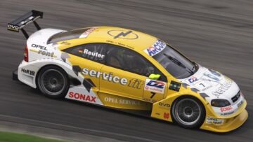 Opel Astra V8 DTM con Manuel Reuter