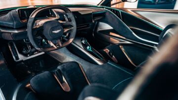 aston-martin-valhalla-13