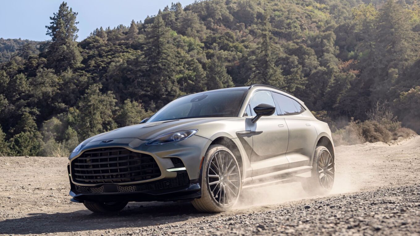 Aston Martin DBX 707 Aston Martin DBX 707