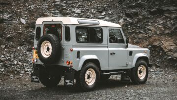 Land Rover Classic Defender Works V8 Islay Edition