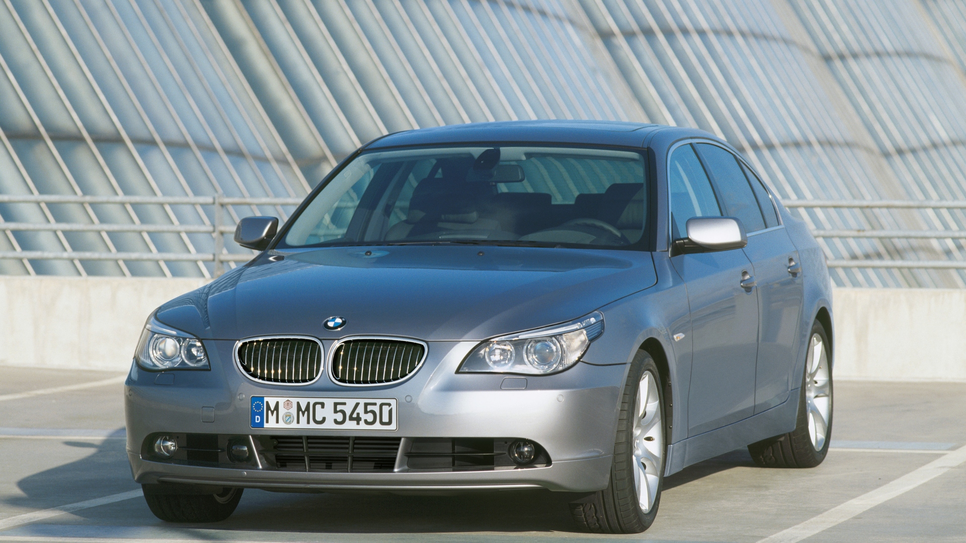 BMW Serie 5 E60 (2003-2010) BMW Serie 5 E60 (2003-2010)
