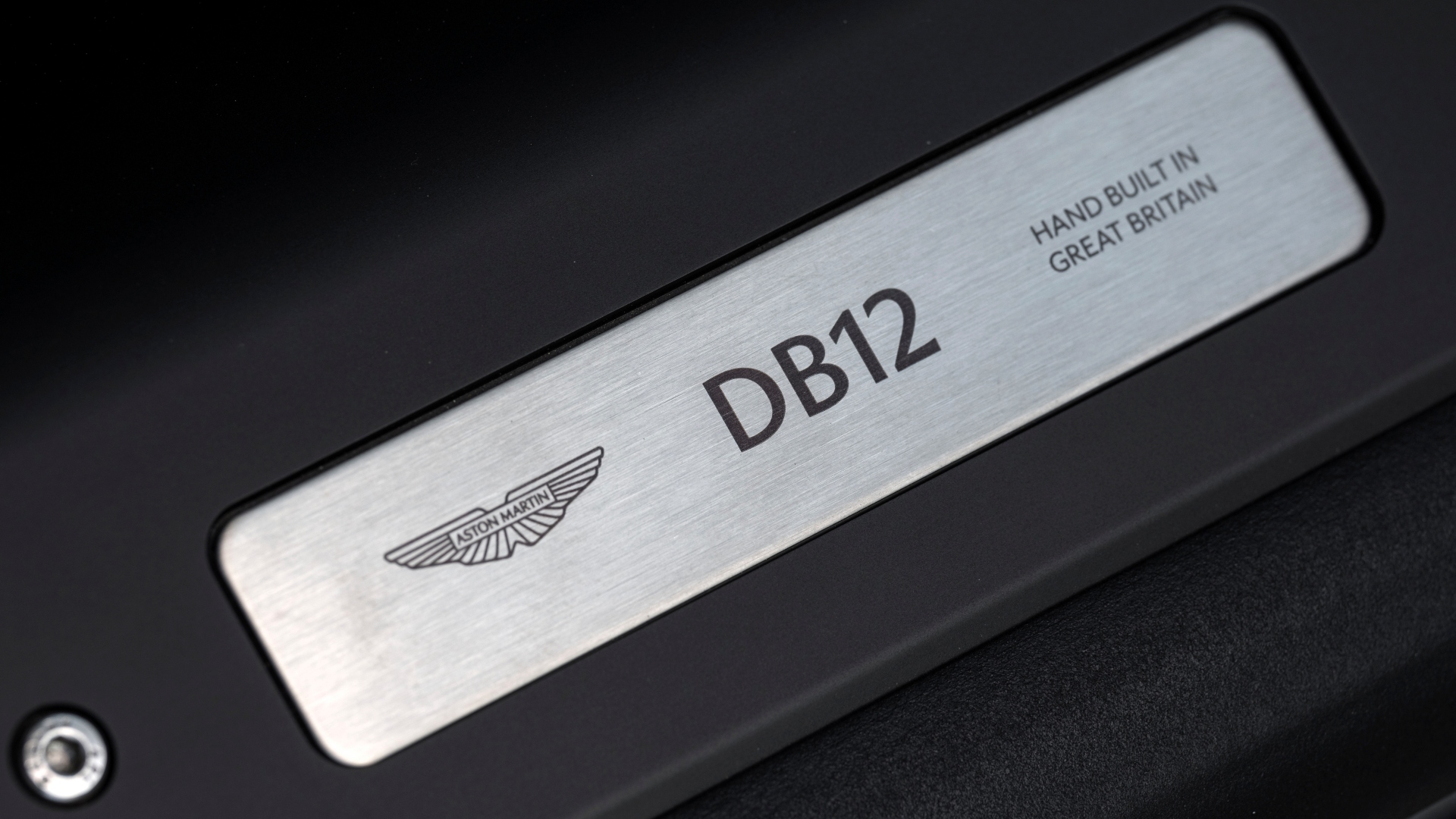 Aston Martin DB12