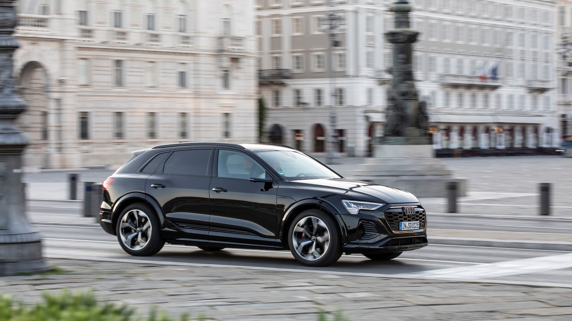 Audi SQ8 e-tron