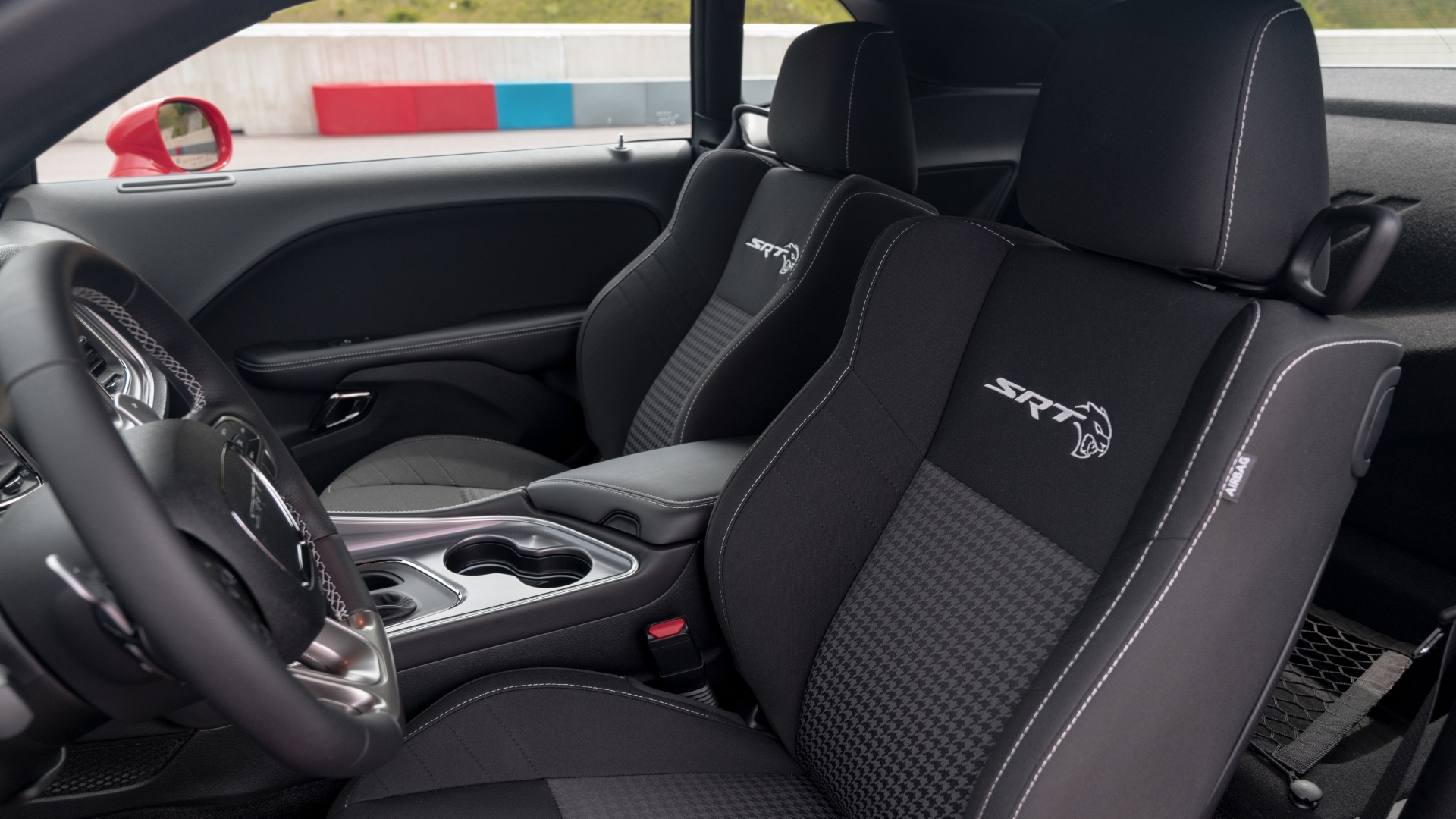 Dodge Challenger SRT Hellcat