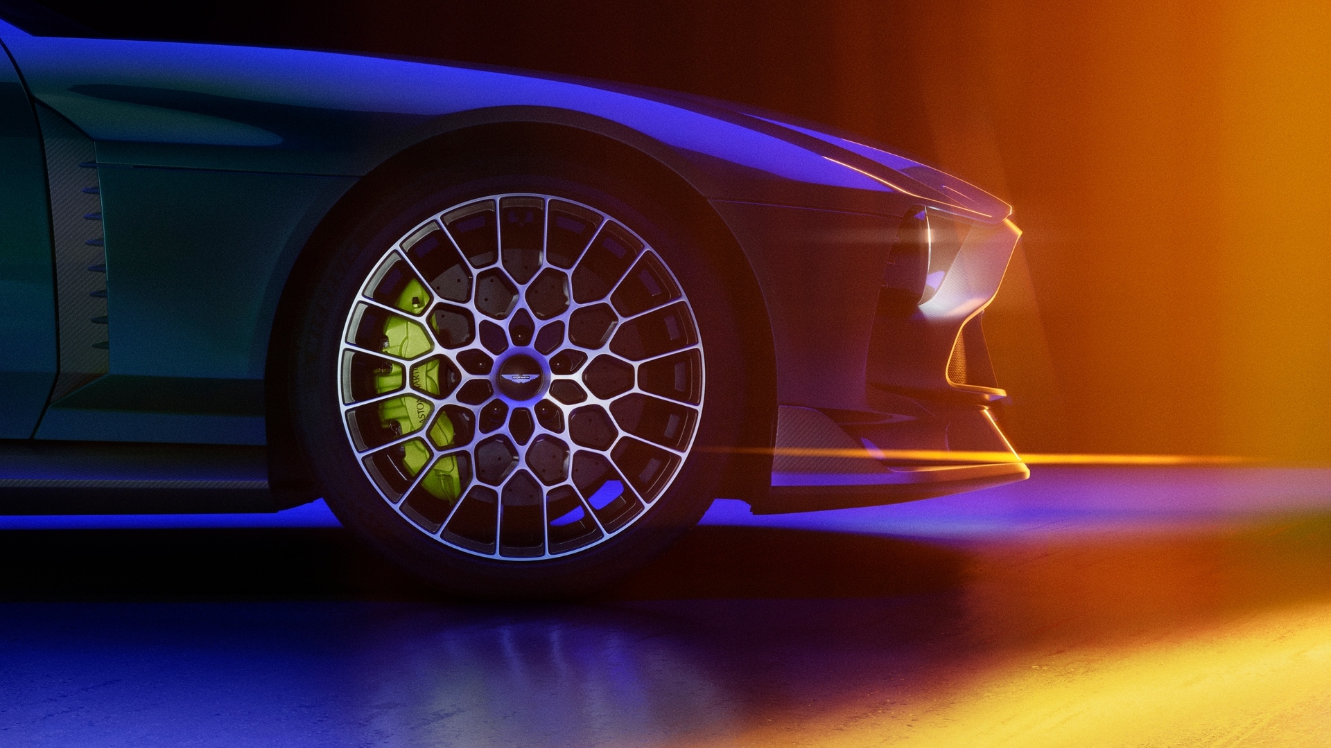 Aston Martin Valour_17 Aston Martin Valour_17