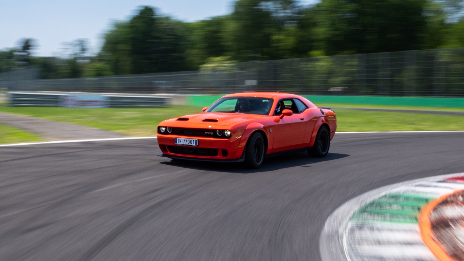 Dodge-europa-challenger-hellcat-demon-1 Dodge-europa-challenger-hellcat-demon-1