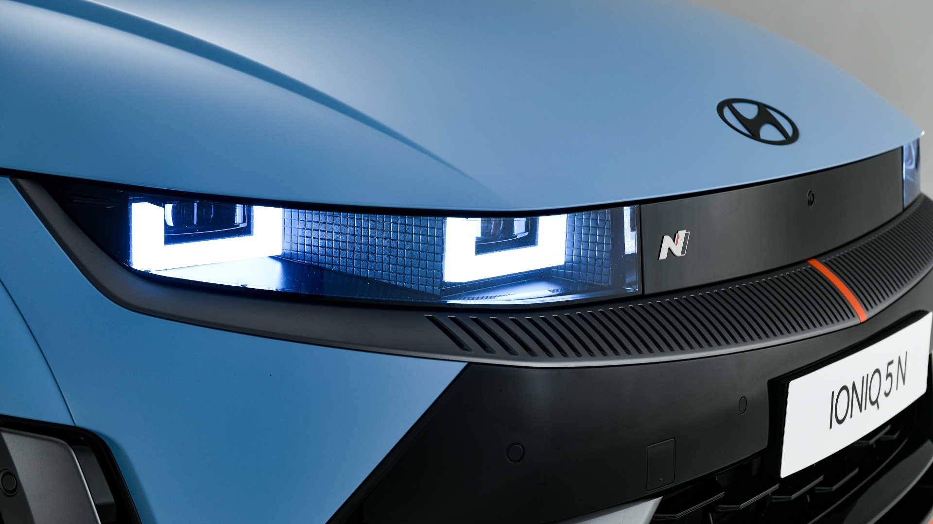 Hyundai-Ioniq-5-N-2023-Hyundai_Ioniq_5N_023