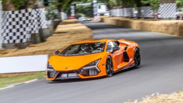 Lamborghini-Revuelto-4