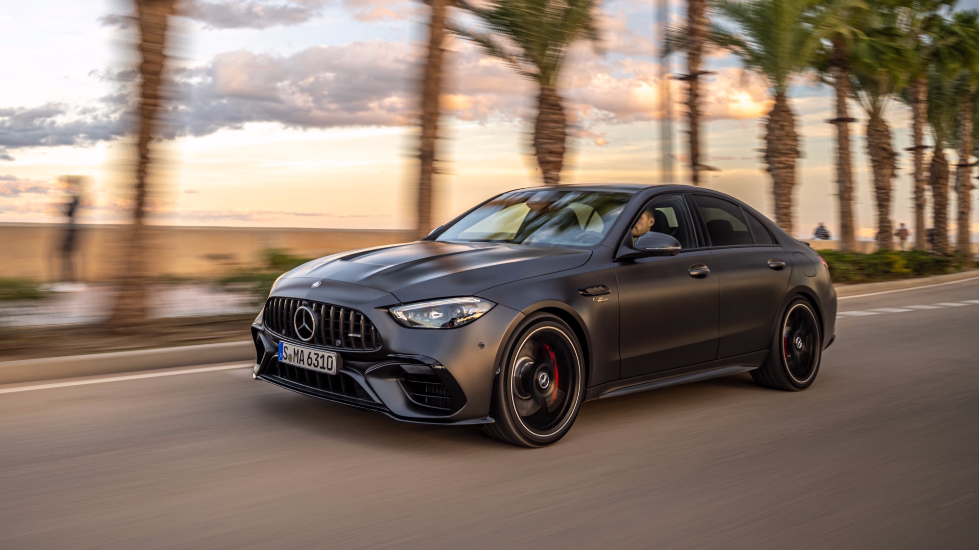 Mercedes-C63-AMG-e-performance-prezzo-prestazioni-scheda-tecnica-3