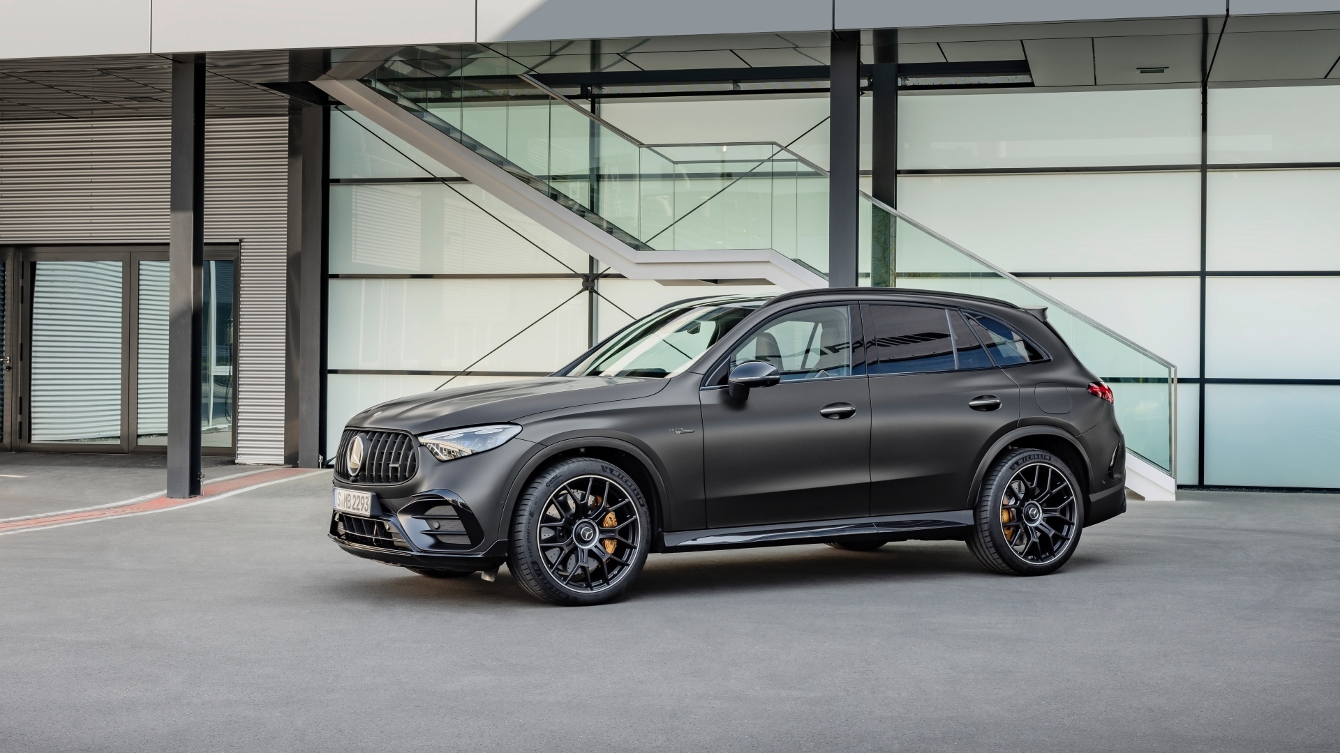 Mercedes-GLC-63-AMG-2023-11 Mercedes-GLC-63-AMG-2023-11