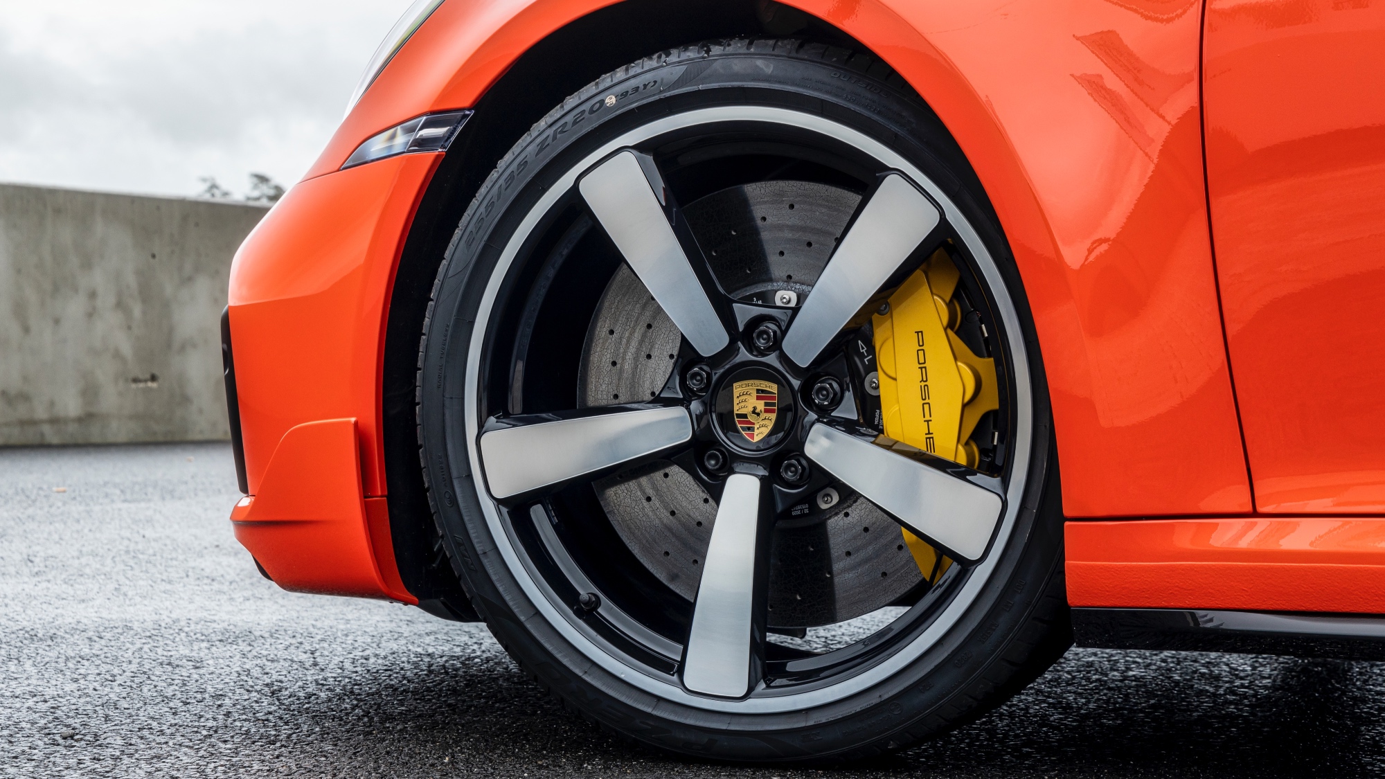 Porsche-911-turbo-992-prezzo-scheda-tecnica-prestazioni-3