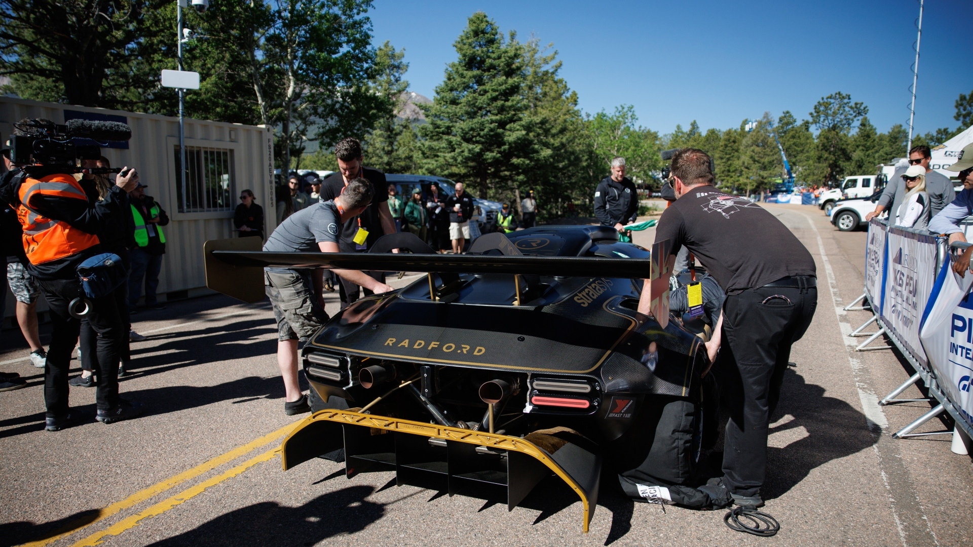 Radford-Lotus-Type-62-2-Pikes-Peak-RadfordPikesPeakSpecialEditionattheIconicInternationalHillClimbCreditLarryChen6 Radford-Lotus-Type-62-2-Pikes-Peak-RadfordPikesPeakSpecialEditionattheIconicInternationalHillClimbCreditLarryChen6