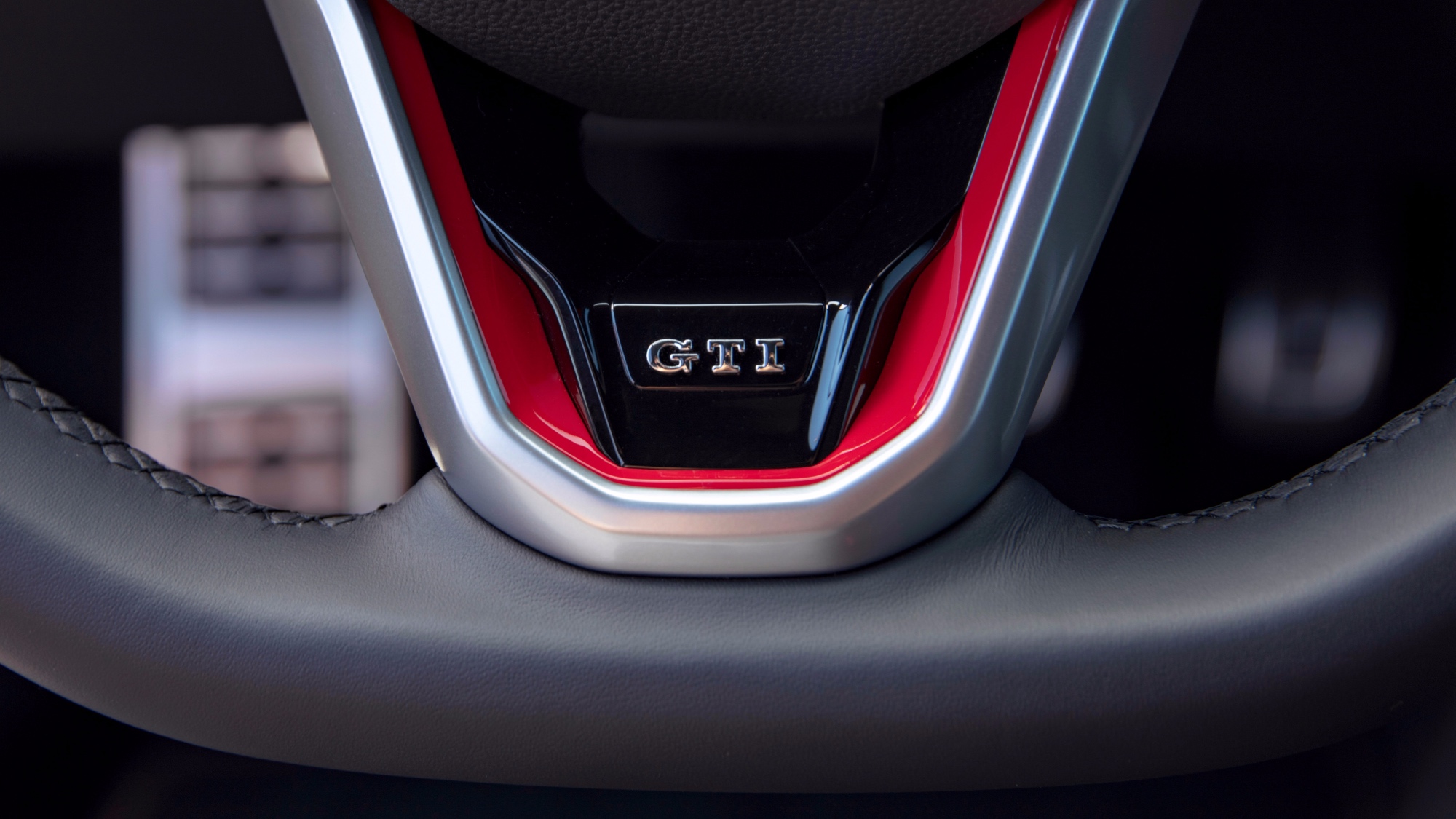 Volkswagen-Golf-8-GTI-prezzo-prestazioni-scheda-tecnica-13